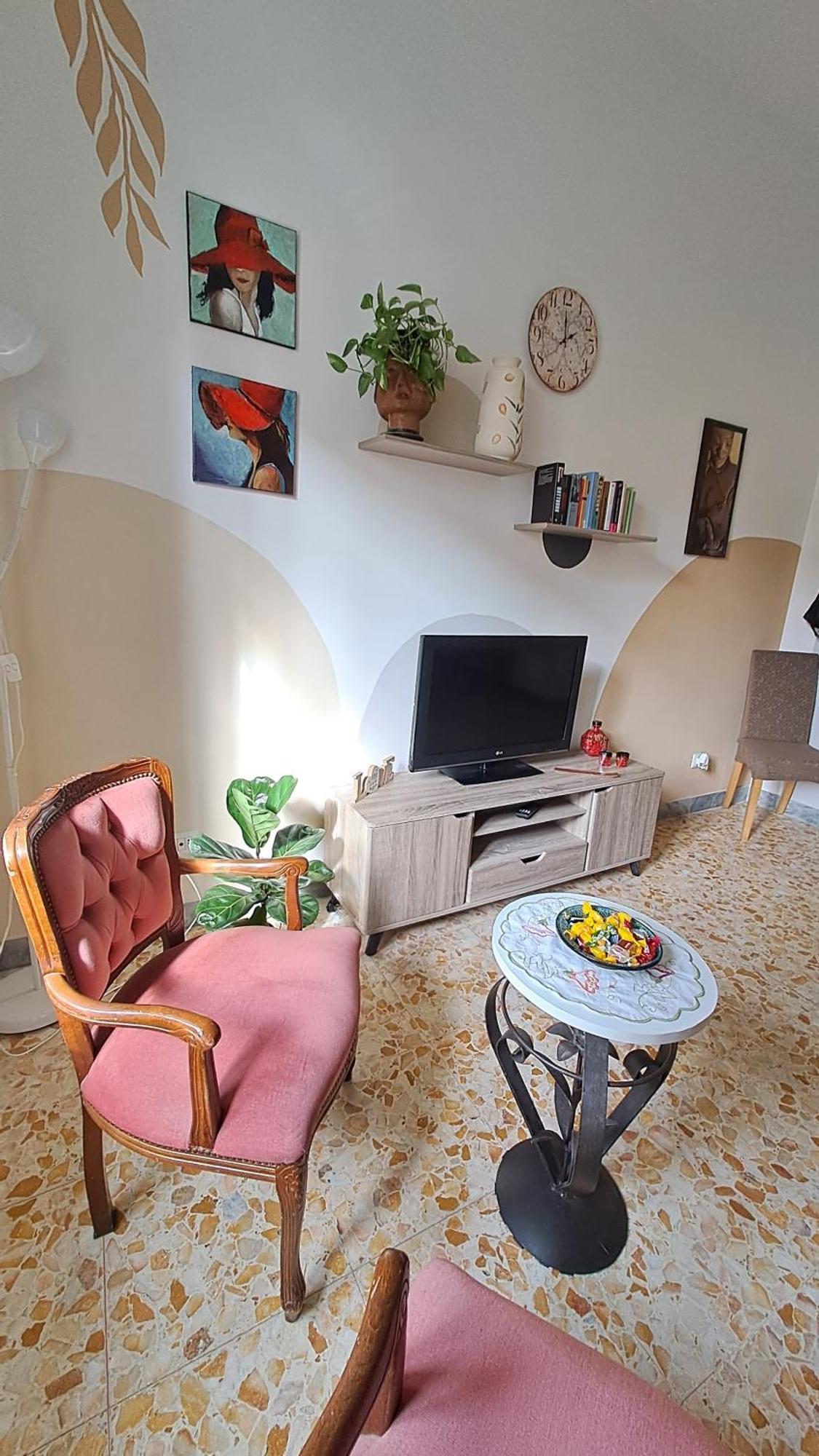 Francy Art House Rom